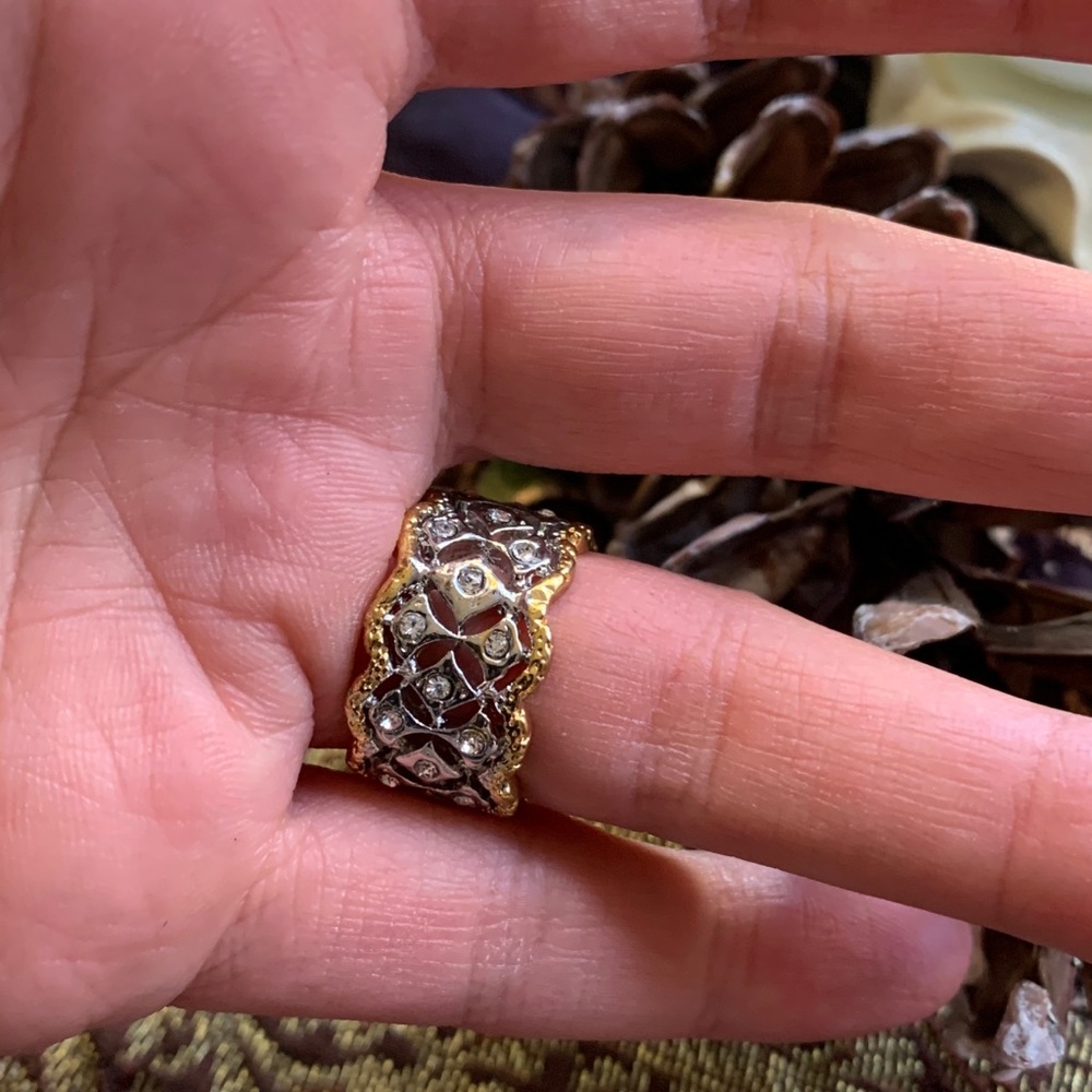 Beautiful 2 tone gold filled silver/gold zirconia ring - Picture 5 of 7